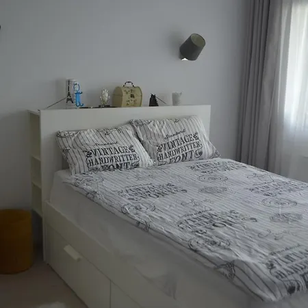Apartment Living Si Dormitor Langa Vivo Mall *